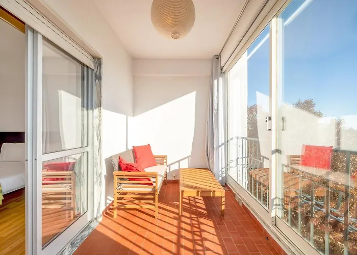 Lägenhet Guestready - Charming With A Terrace *