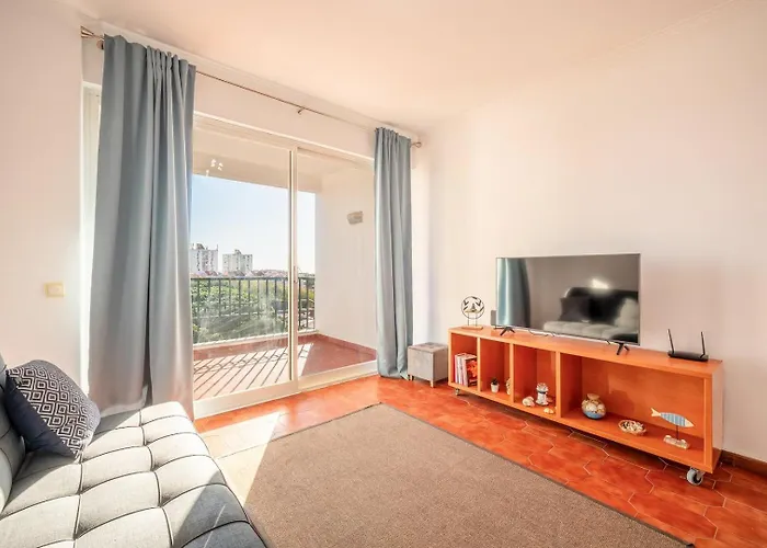 Guestready - Charming With A Terrace Carcavelos (Lisbon)
