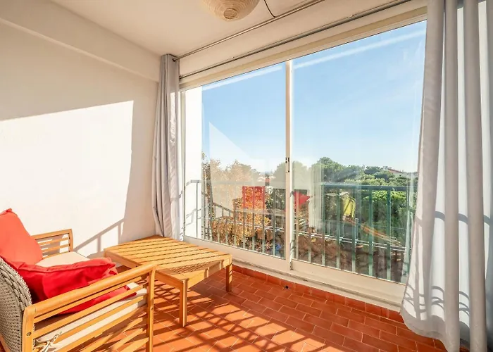Guestready - Charming With A Terrace * Carcavelos (Lisbon)